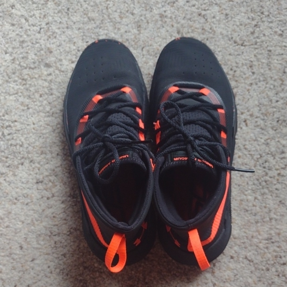 Under Armour Black and Orange Sneakers - Picture 2 of 7